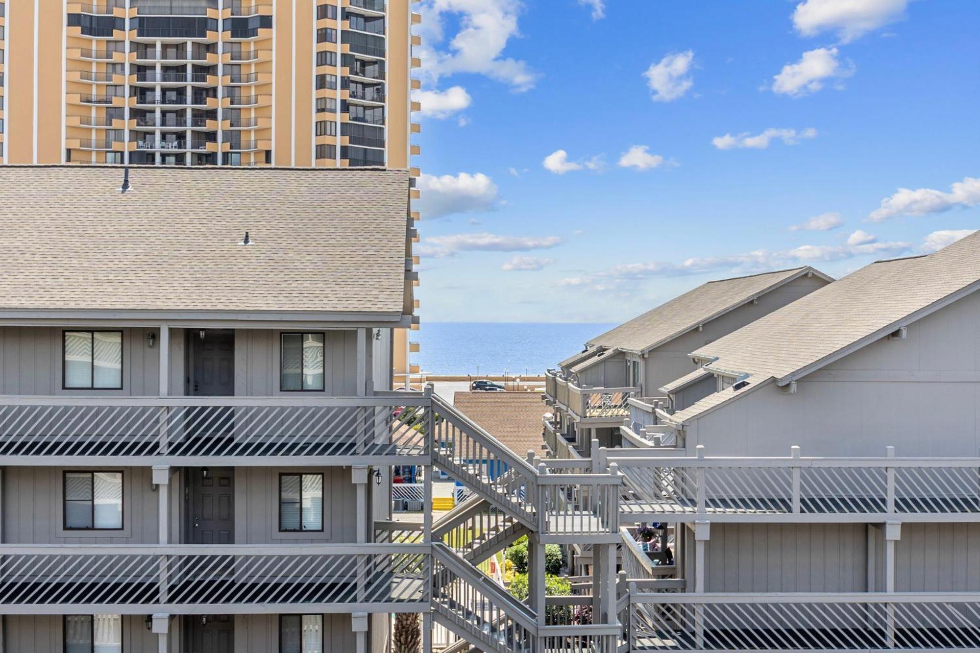 Salty Air Retreat Apartment Myrtle Beach Exterior photo